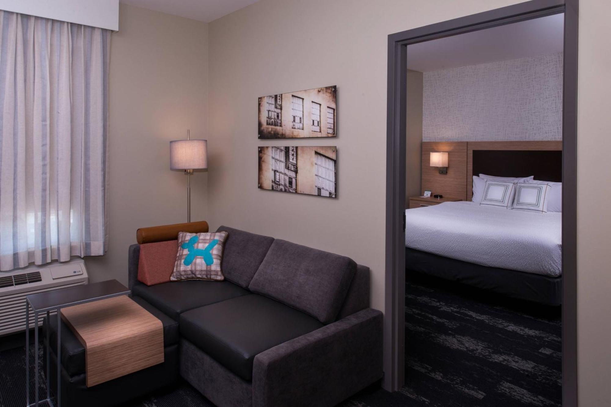 Towneplace Suites By Marriott Saskatoon Buitenkant foto